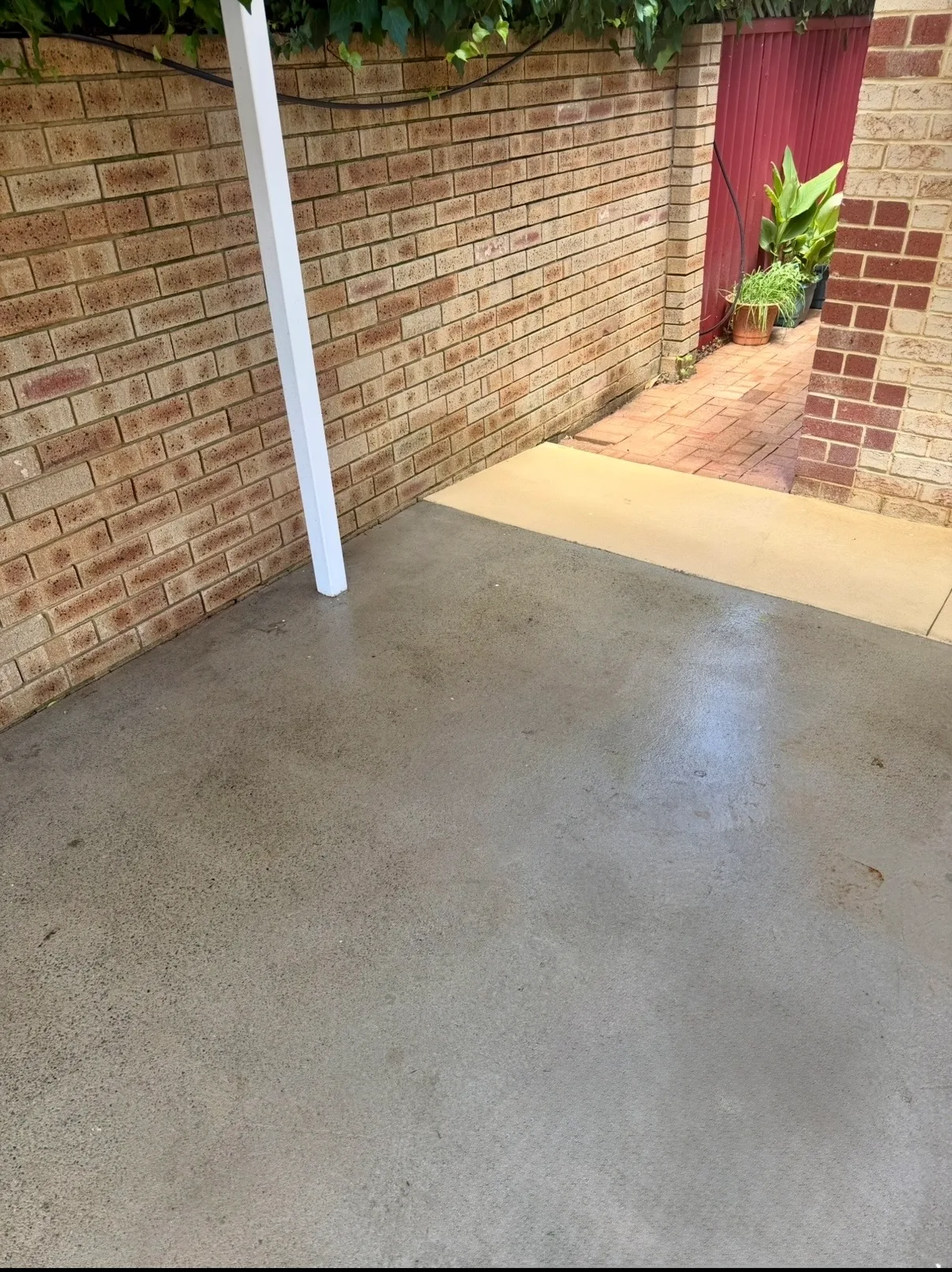 Concrete cleaning in Como, Perth — after